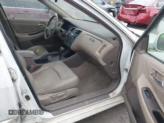 2001 Honda Accord EX z VIN 1HGCG16591A053150, wystawiony jako IAAI lot #42365043 z przebiegiem 263 431 mil mil oraz . Historia ofert i sprzedaży dostępna na DreamBid. Obrazek 5.