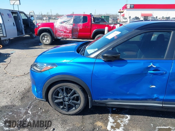 2021 Nissan Kicks SR with VIN 3N1CP5DV3ML561218, listed as a IAAI auction lot 41691829 with 99,361 mi miles. Bid and sale history available at carsss.com. Image 6.