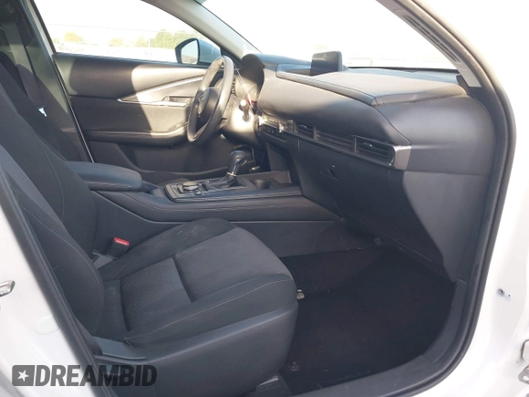 2021 Mazda CX-30 S with VIN 3MVDMAAL5MM303944, listed as a IAAI auction lot 41687532 with 35,379 mi miles and . Bid and sale history available at DreamBid. Image 5.