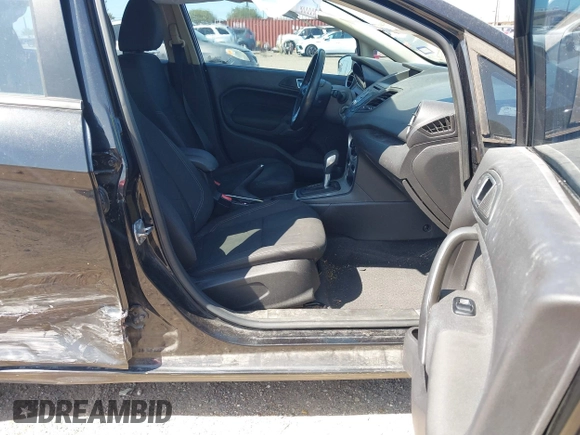 2015 Ford Fiesta SE with VIN 3FADP4EJXFM190262, listed as a IAAI auction lot 41997760 with 81,522 mi miles. Bid and sale history available at carsss.com. Image 5.
