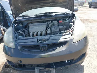 2007 Honda Fit with VIN JHMGD38447S027758, listed as a IAAI auction lot 42015742 with 201,611 mi miles. Bid and sale history available at carsss.com. Image 6.