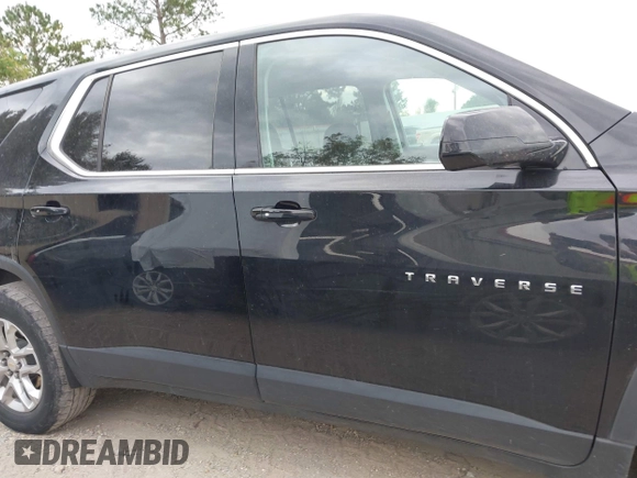 2021 Chevrolet Traverse LS z VIN 1GNERFKW1MJ103824, wystawiony jako IAAI lot #40975072 z przebiegiem 110 013 mil mil oraz . Historia ofert i sprzedaży dostępna na DreamBid. Obrazek 14.