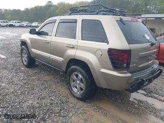 2005 Jeep Grand Cherokee Limited with VIN 1J8HR58255C587144, listed as a IAAI auction lot 41919246 with 185,687 mi miles. Bid and sale history available at carsss.com. Image 3.