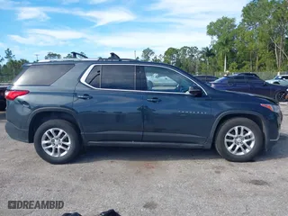 2018 Chevrolet Traverse LT Cloth with VIN 1GNEVGKW1JJ265935, listed as a IAAI auction lot 41425361 with 70,397 mi miles. Bid and sale history available at carsss.com. Image 13.