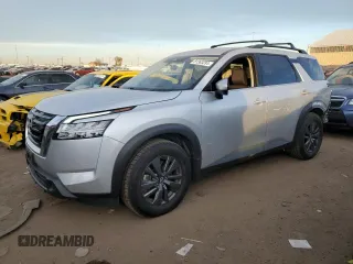2022 Nissan Pathfinder SV с VIN 5N1DR3BD0NC216585, выставлен на аукционе Copart как лот 52536515 с пробегом 28 728 миль миль и На запчасти • Non repairable. История ставок и продаж доступна на DreamBid. Изображение 1.
