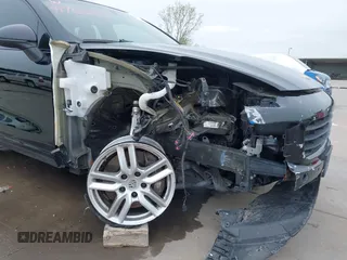 2016 Porsche Cayenne z VIN WP1AA2A29GLA00762, wystawiony jako IAAI lot #41963152 z przebiegiem 60 503 mil mil oraz . Historia ofert i sprzedaży dostępna na DreamBid. Obrazek 6.