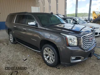 2019 GMC Yukon XL SLT Standard Edition z VIN 1GKS2JKC3KR233809, wystawiony jako Copart lot #56598965 z przebiegiem 109 077 mil mil oraz Czysty tytuł • Clean title. Historia ofert i sprzedaży dostępna na DreamBid. Obrazek 4.