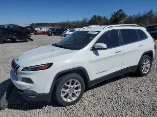 2017 Jeep Cherokee Latitude with VIN 1C4PJLCSXHW624018, listed as a Copart auction lot 48354245 with 150,458 mi miles and Salvage title. Bid and sale history available at DreamBid. Image 1.