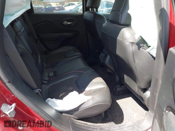 2015 Jeep Cherokee Trailhawk with VIN 1C4PJMBS0FW728361, listed as a IAAI auction lot 41978853 with 123,127 mi miles. Bid and sale history available at carsss.com. Image 8.