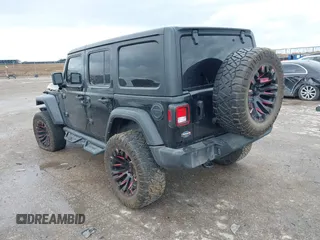 2022 Jeep Wrangler Unlimited Sport S z VIN 1C4HJXDG0NW133801, wystawiony jako IAAI lot #41908846 z przebiegiem 44 743 mil mil oraz . Historia ofert i sprzedaży dostępna na DreamBid. Obrazek 3.