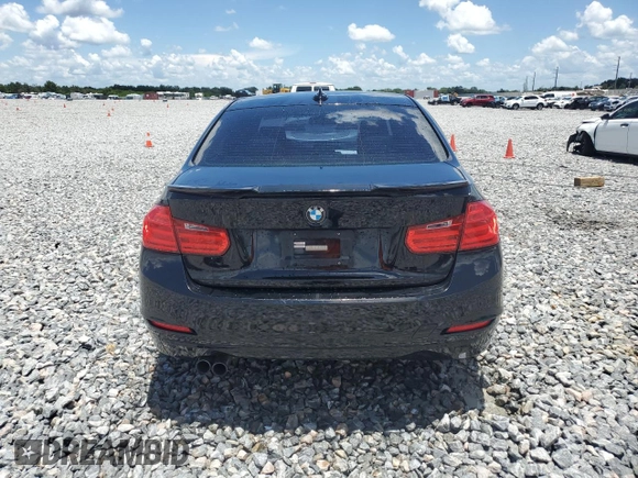 2012 BMW 3 Series 328i with VIN WBA3A5G55CNN65681, listed as a Copart auction lot 61018025 with 156,903 mi miles and Salvage title. Bid and sale history available at DreamBid. Image 6.