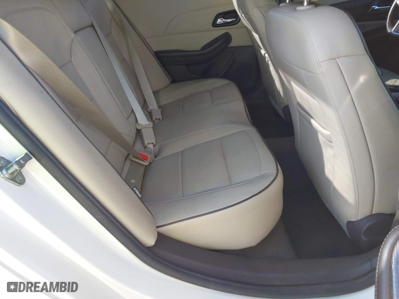 2014 Chevrolet Malibu LTZ with VIN 1G11J5SX7EF204252, listed as a IAAI auction lot 41439734 with 193,123 mi miles. Bid and sale history available at carsss.com. Image 8.