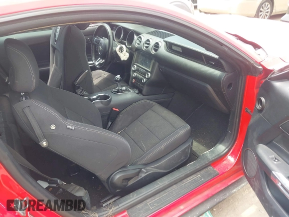 2015 Ford Mustang V6 z VIN 1FA6P8AM4F5375560, wystawiony jako IAAI lot #42033079 z przebiegiem 134 023 mil mil oraz . Historia ofert i sprzedaży dostępna na DreamBid. Obrazek 5.