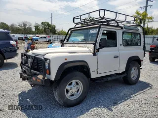 1997 Land Rover Defender with VIN SALDV3241VA126530, listed as a Copart auction lot 57291725 with Not provided miles and Clean title. Bid and sale history available at DreamBid. Image 1.