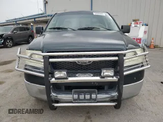 2004 Ford F-150 XL z VIN 1FTPX12574NA72931, wystawiony jako Copart lot #54609905 z przebiegiem 189 605 mil mil oraz Czysty tytuł • Clean title. Historia ofert i sprzedaży dostępna na DreamBid. Obrazek 5.