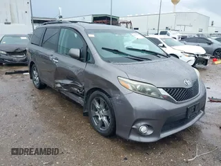 2017 Toyota Sienna SE with VIN 5TDXZ3DC7HS793784, listed as a IAAI auction lot 42083291 with 190,894 mi miles and . Bid and sale history available at DreamBid. Image 1.