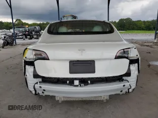 2023 Tesla Model 3 z VIN 5YJ3E1EA8PF471458, wystawiony jako Copart lot #60953035 z przebiegiem 26 773 mil mil oraz Szkoda całkowita • Salvage title. Historia ofert i sprzedaży dostępna na DreamBid. Obrazek 6.