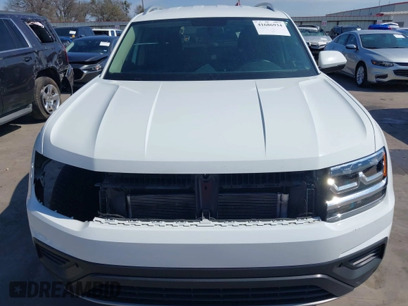 2018 Volkswagen Atlas S with VIN 1V2AP2CA1JC565274, listed as a IAAI auction lot 41686934 with 68,289 mi miles and . Bid and sale history available at DreamBid. Image 13.