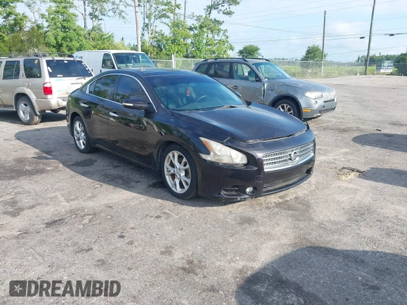 2014 Nissan Maxima S z VIN 1N4AA5AP7EC474825, wystawiony jako IAAI lot #42632041 z przebiegiem 89 627 mil mil oraz . Historia ofert i sprzedaży dostępna na DreamBid. Obrazek 1.