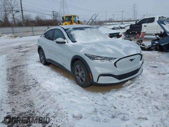 2022 Ford Mustang Mach-E Select z VIN 3FMTK1RM4NMA13627, wystawiony jako IAAI lot #41579778 z przebiegiem 87 108 mil mil oraz . Historia ofert i sprzedaży dostępna na DreamBid. Obrazek 1.