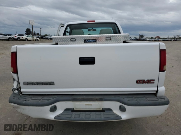 1998 GMC Sonoma with VIN 1GTCS1447WK523961, listed as a Copart auction lot 51176315 with 196,908 mi miles and Salvage Title. Bid and sale history available at carsss.com. Image 6.
