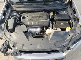 2021 Jeep Cherokee Altitude z VIN 1C4PJLLB5MD180309, wystawiony jako Copart lot #50703665 z przebiegiem 37 669 mil mil oraz Czysty tytuł • Clean title. Historia ofert i sprzedaży dostępna na DreamBid. Obrazek 12.