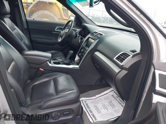 2013 Ford Explorer XLT z VIN 1FM5K7D9XDGA98416, wystawiony jako IAAI lot #41962799 z przebiegiem 122 942 mil mil oraz . Historia ofert i sprzedaży dostępna na DreamBid. Obrazek 5.
