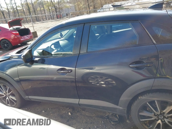 2017 Mazda CX-3 Touring with VIN JM1DKFC70H0171771, listed as a IAAI auction lot 41870395 with 100,472 mi miles. Bid and sale history available at carsss.com. Image 15.