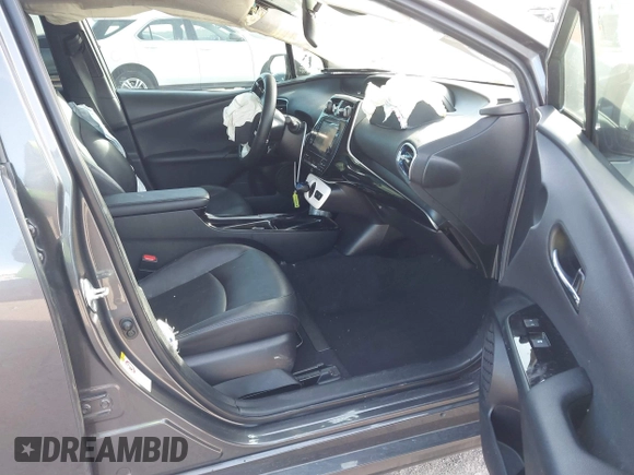 2017 Toyota Prius Two with VIN JTDKARFU6H3535784, listed as a IAAI auction lot 41271625 with 244,638 mi miles. Bid and sale history available at carsss.com. Image 5.