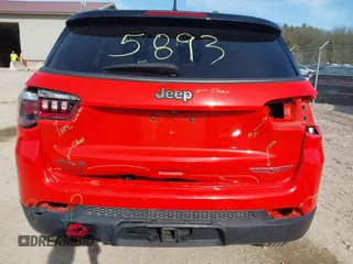 2020 Jeep Compass Trailhawk with VIN 3C4NJDDB2LT142394, listed as a IAAI auction lot 42055893 with 54,490 mi miles and . Bid and sale history available at carsss.com. Image 17.
