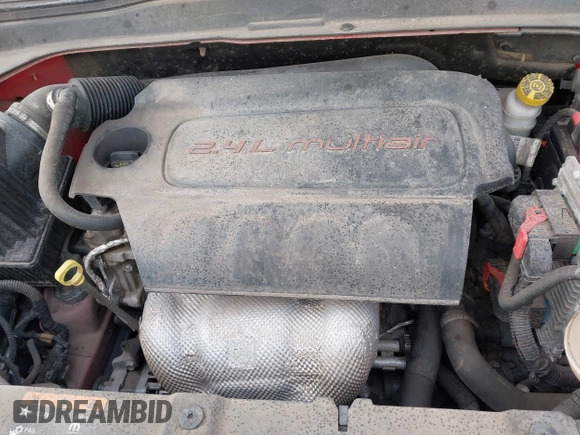 2015 Jeep Renegade Latitude with VIN ZACCJBBTXFPB79986, listed as a IAAI auction lot 41258911 with 108,104 mi miles and . Bid and sale history available at carsss.com. Image 10.
