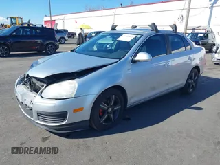 2008 Volkswagen Jetta Sedan SE with VIN 3VWRM71K48M030855, listed as a IAAI auction lot 41740303 with 173,026 mi miles. Bid and sale history available at carsss.com. Image 17.