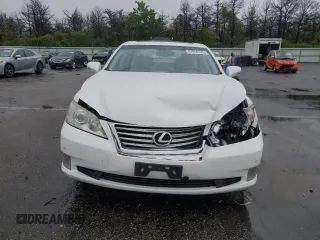 2010 Lexus ES 330 z VIN JTHBK1EG2A2371471, wystawiony jako Copart lot #57050725 z przebiegiem 133 576 mil mil oraz Szkoda całkowita • Salvage title. Historia ofert i sprzedaży dostępna na DreamBid. Obrazek 5.