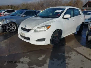 2010 Toyota Matrix with VIN 2T1KU4EE5AC224042, listed as a IAAI auction lot 41515371 with 1 mi miles. Bid and sale history available at carsss.com. Image 2.