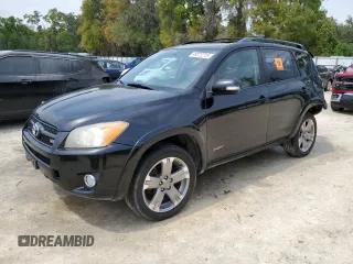 2010 Toyota RAV4 Sport с VIN JTMRK4DV8A5086435, выставлен на аукционе Copart как лот 49272215 с пробегом 181 734 миль миль и Списание • Salvage title. История ставок и продаж доступна на DreamBid. Изображение 1.