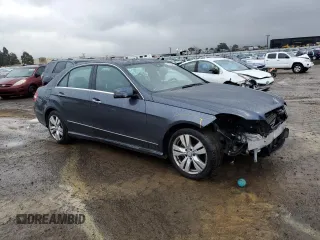 2013 Mercedes-Benz E-Class E 350 Luxury BlueTEC with VIN WDDHF2EB3DA743877, listed as a Copart auction lot 45130495 with 58,900 mi miles and Salvage Title. Bid and sale history available at carsss.com. Image 4.