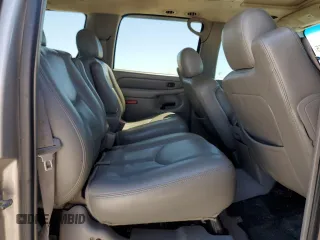2004 Chevrolet Suburban LS with VIN 3GNEC16Z74G321096, listed as a Copart auction lot 48548765 with 241,491 mi miles and Salvage Title. Bid and sale history available at carsss.com. Image 11.