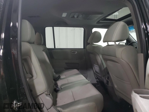 2015 Honda Pilot SE z VIN 5FNYF4H38FB048119, wystawiony jako Copart lot #55395945 z przebiegiem 92 589 mil mil oraz Szkoda całkowita • Salvage title. Historia ofert i sprzedaży dostępna na DreamBid. Obrazek 11.