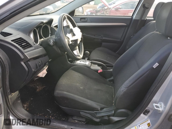 2014 Mitsubishi Lancer SE z VIN JA32V2FW4EU013379, wystawiony jako Copart lot #44632655 z przebiegiem 108 599 mil mil oraz Szkoda całkowita • Salvage title. Historia ofert i sprzedaży dostępna na DreamBid. Obrazek 7.