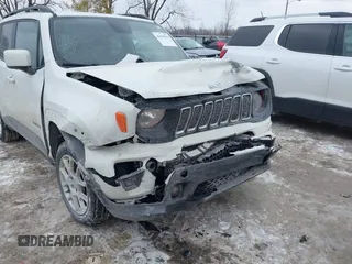 2020 Jeep Renegade Latitude with VIN ZACNJBBB7LPL57524, listed as a IAAI auction lot 41639559 with 126,742 mi miles. Bid and sale history available at carsss.com. Image 6.