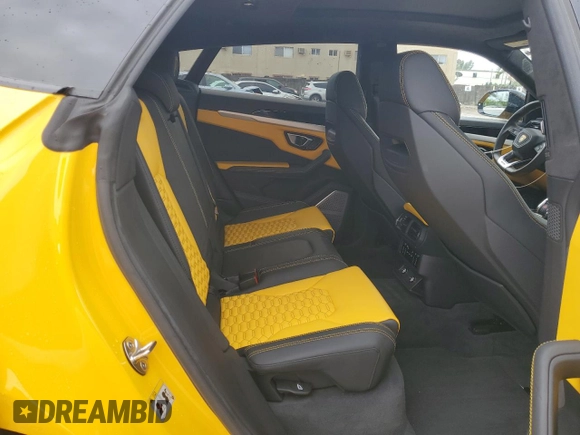 2020 Lamborghini Urus z VIN ZPBUA1ZL5LLA07121, wystawiony jako Copart lot #71397704 z przebiegiem 36 313 mil mil oraz Szkody całkowita. Historia ofert i sprzedaży dostępna na DreamBid. Obrazek 11.