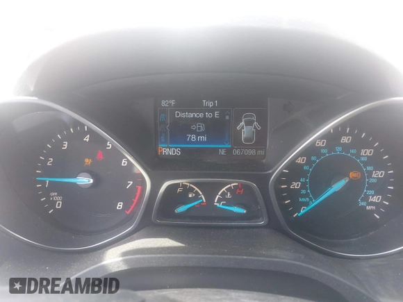2014 Ford Escape Titanium with VIN 1FMCU0JX7EUB96463, listed as a IAAI auction lot 41935190 with 67,098 mi miles. Bid and sale history available at carsss.com. Image 7.