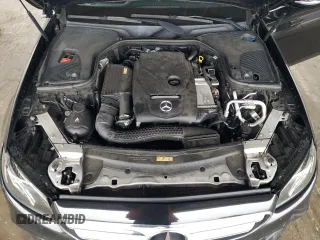 2017 Mercedes-Benz E 300 Luxury with VIN WDDZF4JB9HA067009, listed as a Copart auction lot 60285755 with 81,776 mi miles and Salvage title. Bid and sale history available at DreamBid. Image 11.