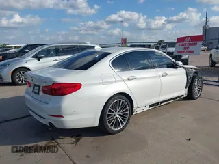 2017 BMW 5 Series 530i с VIN WBAJA5C32HG894894, выставлен на аукционе IAAI как лот 40905321 с пробегом 93 520 миль миль и . История ставок и продаж доступна на DreamBid. Изображение 4.