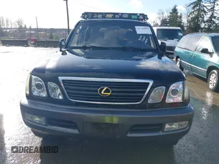 2001 Lexus LX 470 with VIN JTJHT00W613500563, listed as a IAAI auction lot 41730804 with 232,647 mi miles and . Bid and sale history available at carsss.com. Image 12.