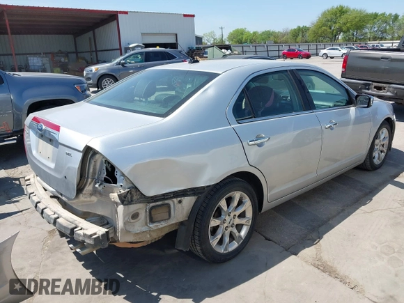 2011 Ford Fusion SEL with VIN 3FAHP0JA2BR253318, listed as a IAAI auction lot 41858945 with 178,710 mi miles. Bid and sale history available at carsss.com. Image 4.