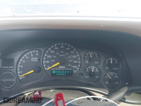 2001 Chevrolet Suburban LS with VIN 3GNFK16T31G142634, listed as a IAAI auction lot 42575492 with 236,583 mi miles and . Bid and sale history available at DreamBid. Image 7.