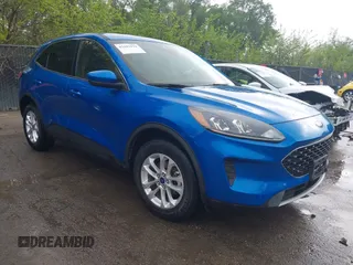 2020 Ford Escape SE z VIN 1FMCU9G61LUC05576, wystawiony jako IAAI lot #42103179 z przebiegiem 59 877 mil mil oraz . Historia ofert i sprzedaży dostępna na DreamBid. Obrazek 1.