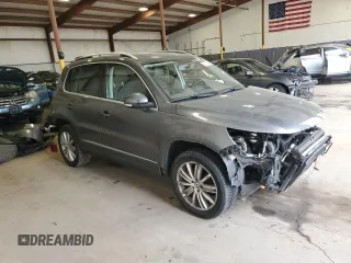 2015 Volkswagen Tiguan SE z VIN WVGBV7AX0FW588451, wystawiony jako Copart lot #51005345 z przebiegiem 104 553 mil mil oraz Szkoda całkowita • Salvage title. Historia ofert i sprzedaży dostępna na DreamBid. Obrazek 4.