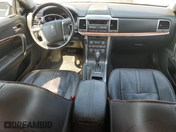2012 Lincoln MKZ z VIN 3LNHL2JC9CR830958, wystawiony jako Copart lot #56486485 z przebiegiem 205 402 mil mil oraz Nie do naprawy • Non repairable. Historia ofert i sprzedaży dostępna na DreamBid. Obrazek 8.